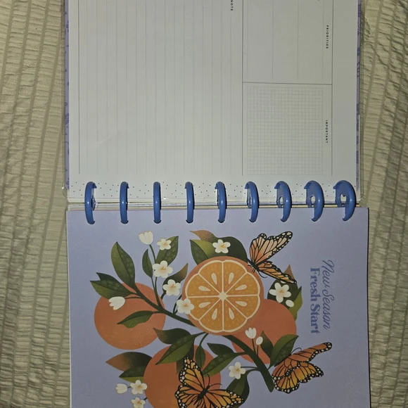 The Happy Planner Butterfly Design with Purple and Pink Accents - Picture 6 of 10